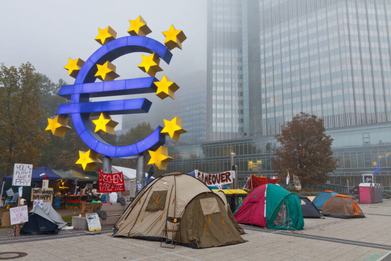 Proteste vor der EZB