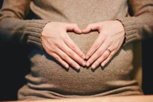 Folsäure in der Schwangerschaft für gesunde Ernährung des Embryos