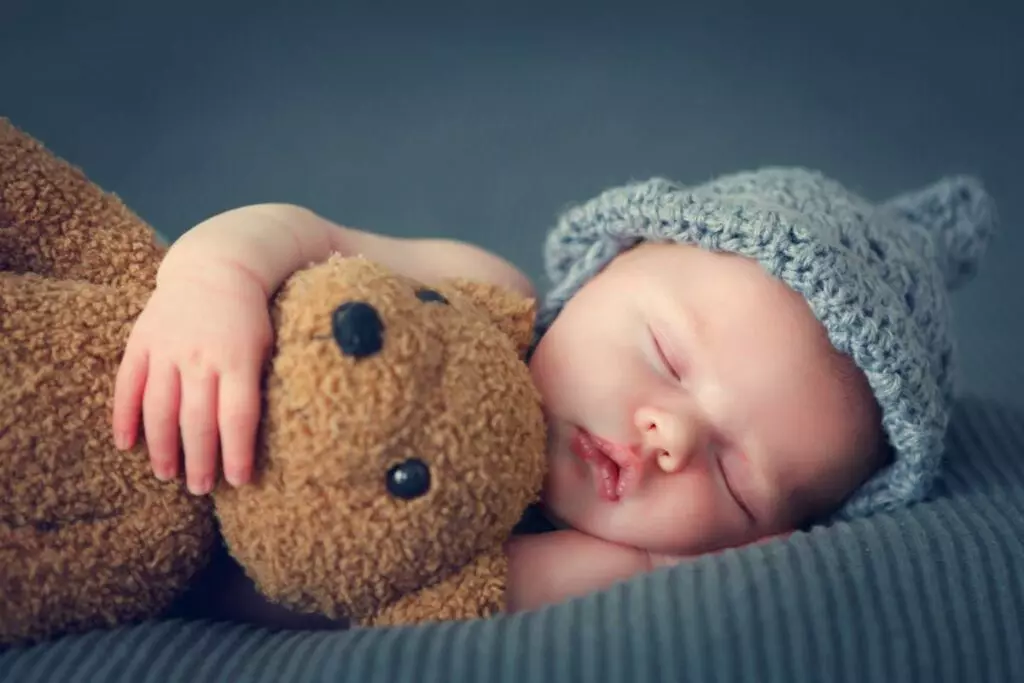 Schlafphasen bei Babys