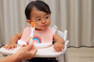 Wachstumstabelle Babys – so entwickelt es sich